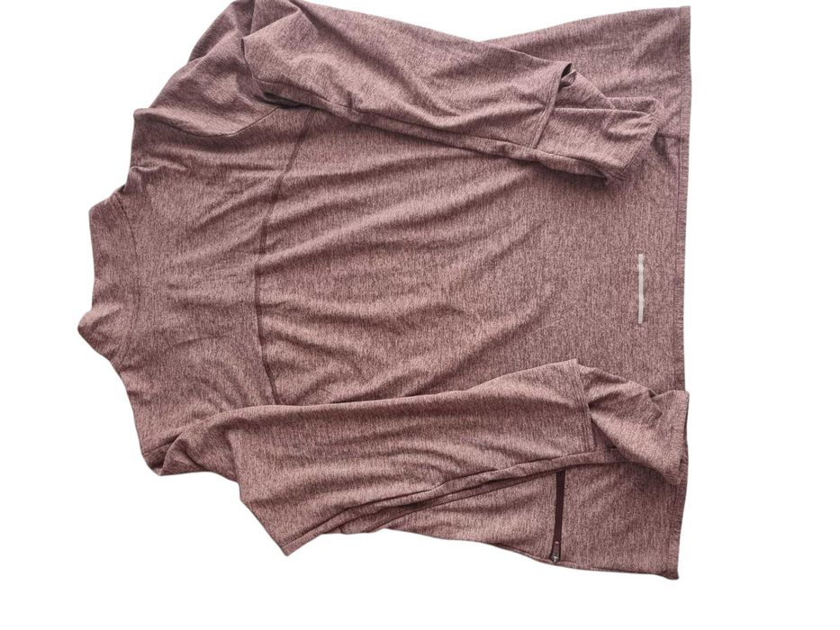 Дамски суитшърт Nike и блуза на Gymshark