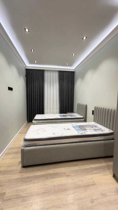 Заходи и Живи 3 комнатная  без глухих комнат в Новостройке Вокзал