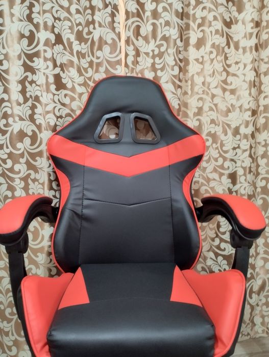 Продам игровое кресло