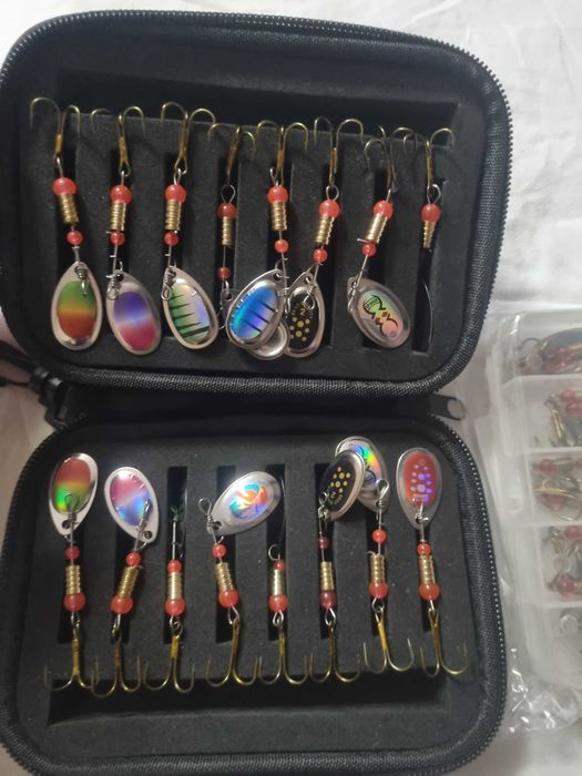 Комплект Блесни за риболов плюс воблери
