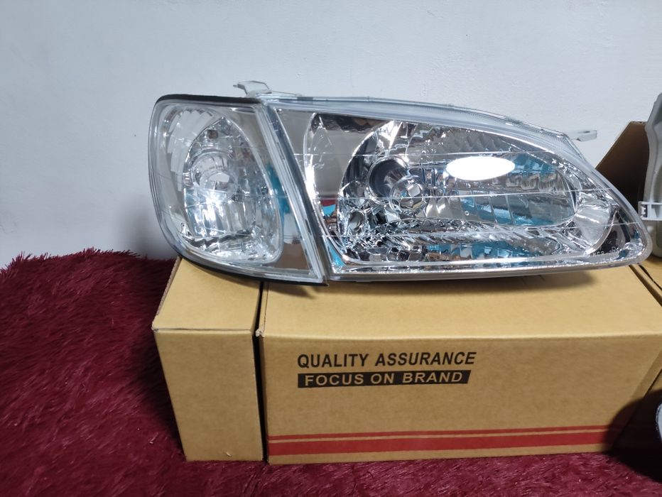 Фара тоета спасио TOYOTA SPASIO