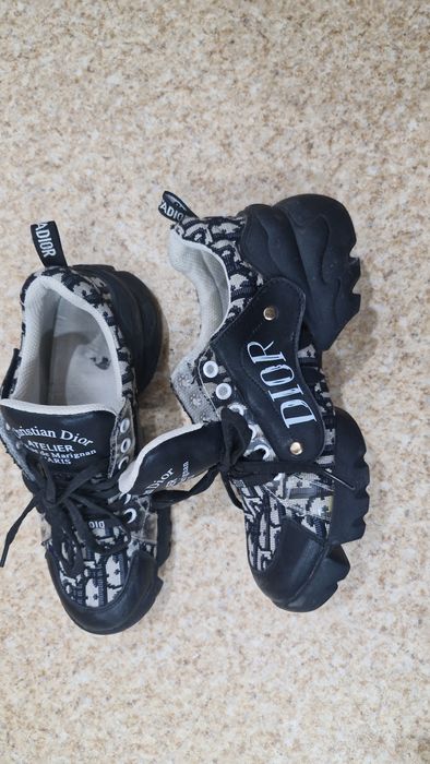 Кроссовки Диор 39 размер