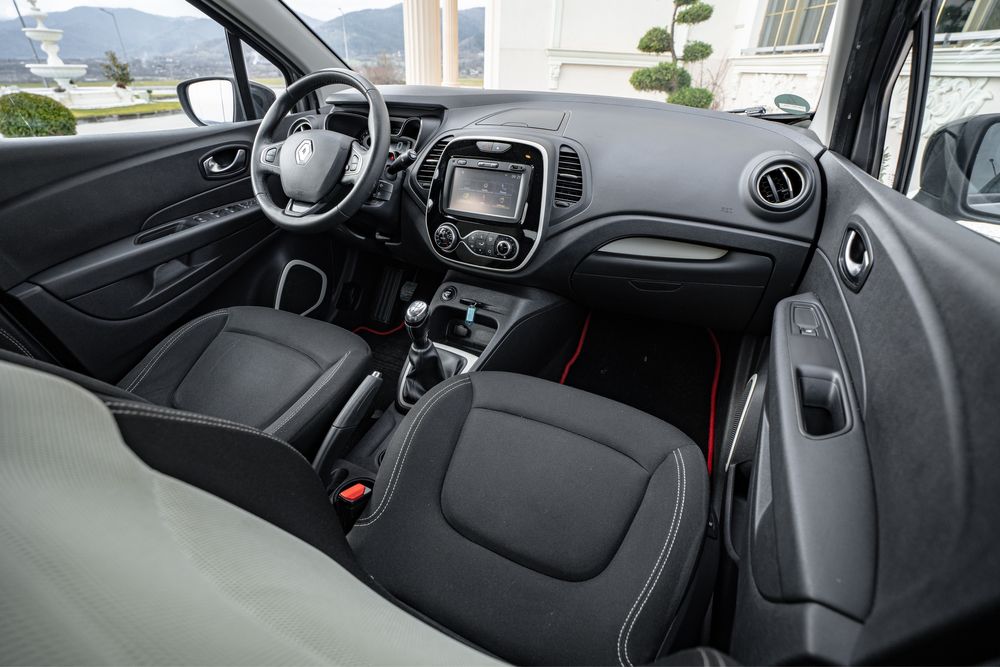 Renault Captur 0.9 Tce 2018 RAR Efectuat *Garantie 12 Luni*
