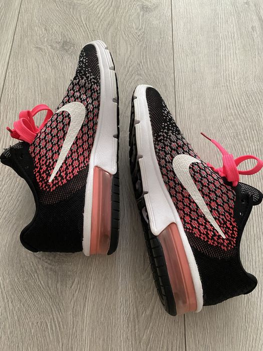 Adidasi Nike air max sequent 2  marime 36