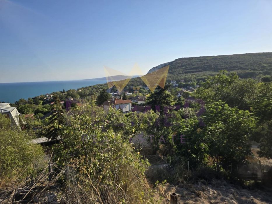 Продава се Парцел в Балчик - 700 кв.м за 63 €/кв.м - Снимка #1