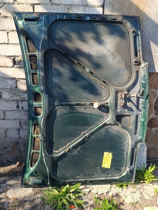 Продам капот 2109