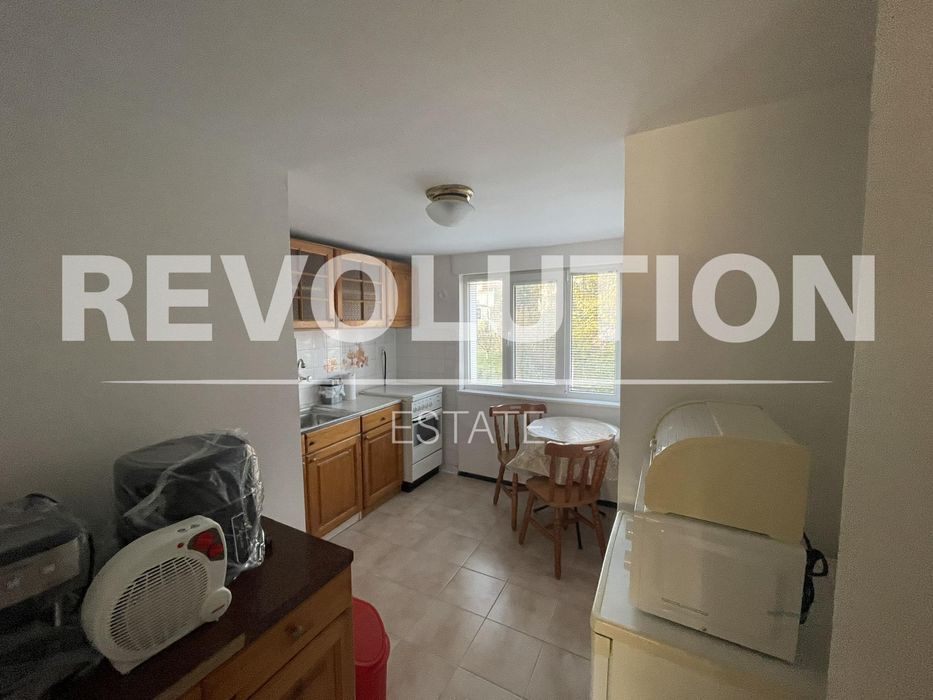 Дава се под наем Тристаен апартамент в Варна, м-т Траката - 80 кв.м за 500 € - Снимка #2