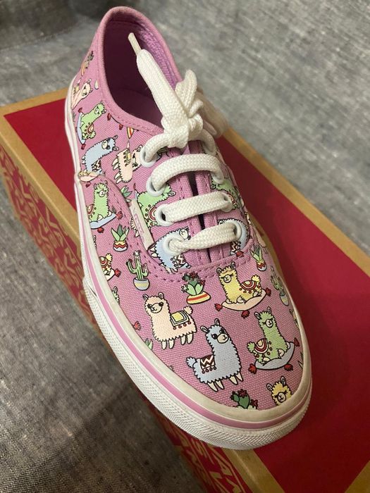 Продам детские кеды " VANS"