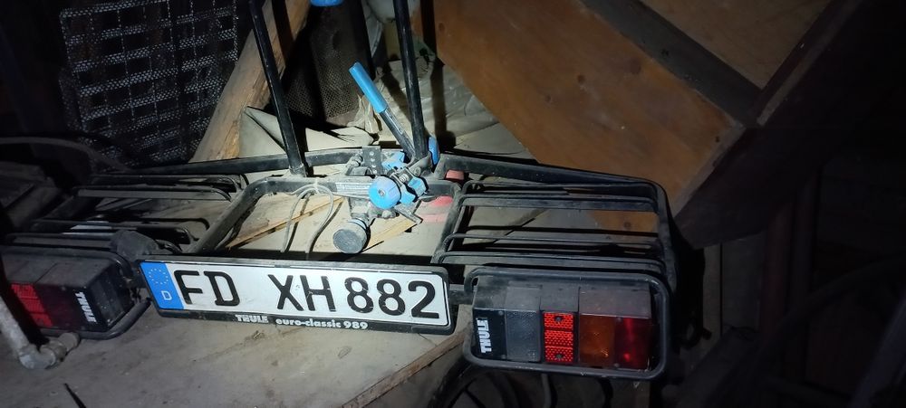 Стойка за 2 бр велосипеди Thule ( за теглич)