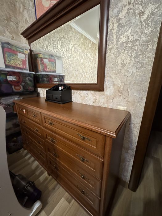 Спальный гарнитур, шкафы, стенка