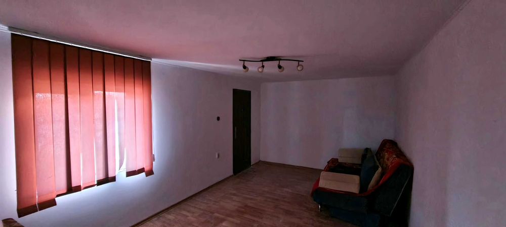 Casă de vânzare sau schimb cu apartament 2 camere Brăila