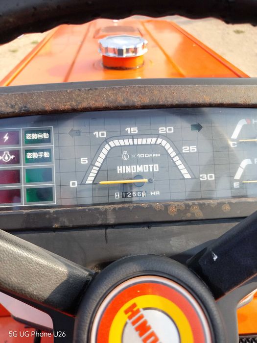 Hinomoto N200 – Японски компактен трактор