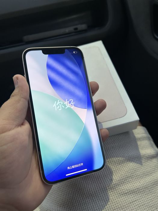 Продам айфон 13 iphone идеал