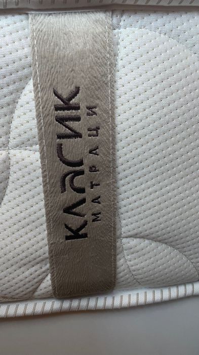 Двулицев матрак покет пружина с размери 164/203/23 см (ш/д/в).