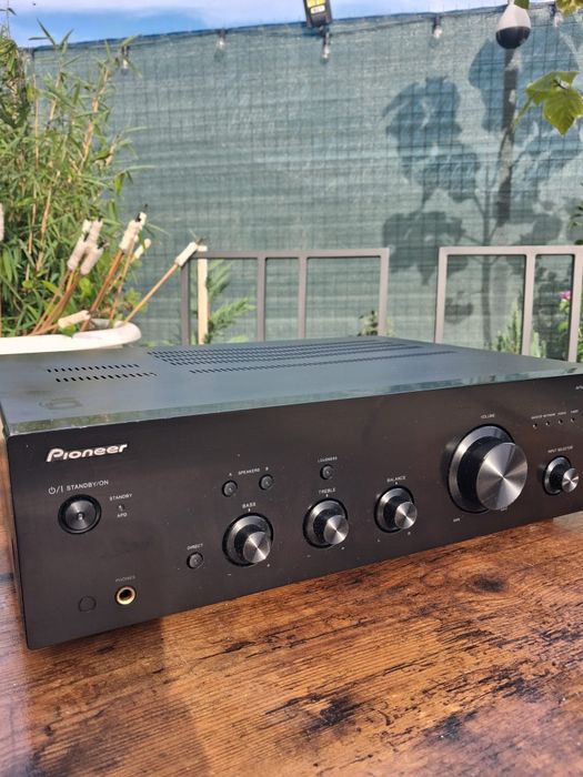 Amplificator Stereo Pioneer a 10 k