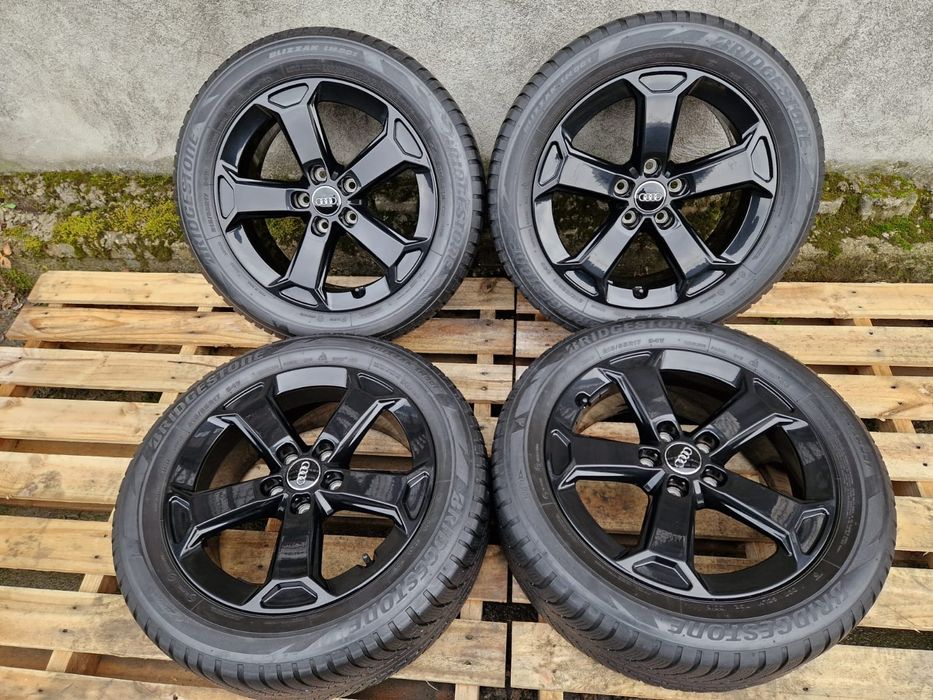 Jante Audi Q2 anvelope iarna 215 55 17 Bridgestone
