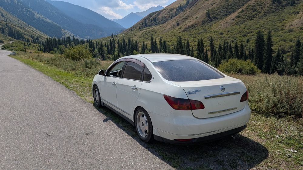 Nissan bluebird g11
