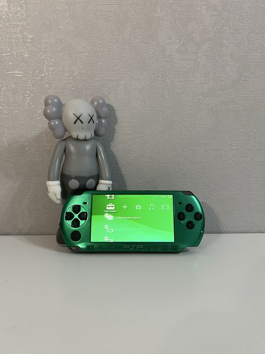PSP 3006 Carnival Spirited Green