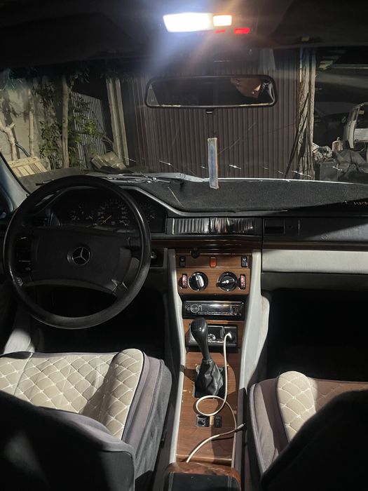 Продам мерседес бенз 124