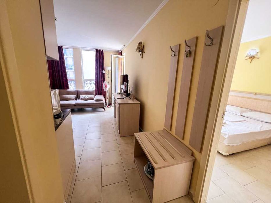 Продава се Двустаен апартамент в к.к. Слънчев бряг - 54 кв.м за 1204 €/кв.м - Снимка #1