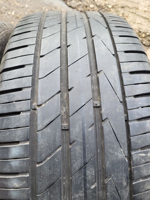 2 anvelope 245 45 R 19 Hankook Vara