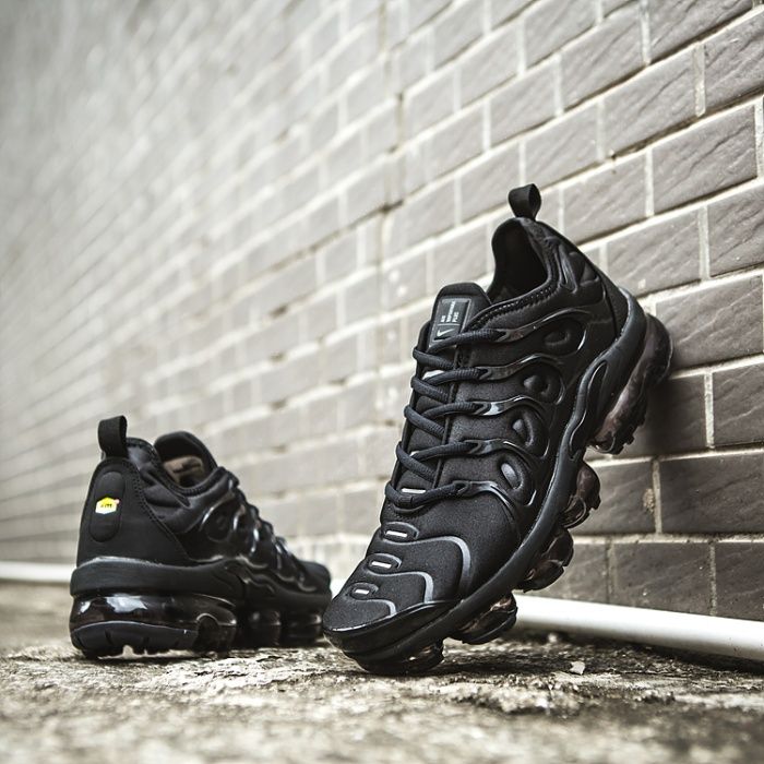 Nike Air Vapormax VN PLUS black 42,43,44,45
