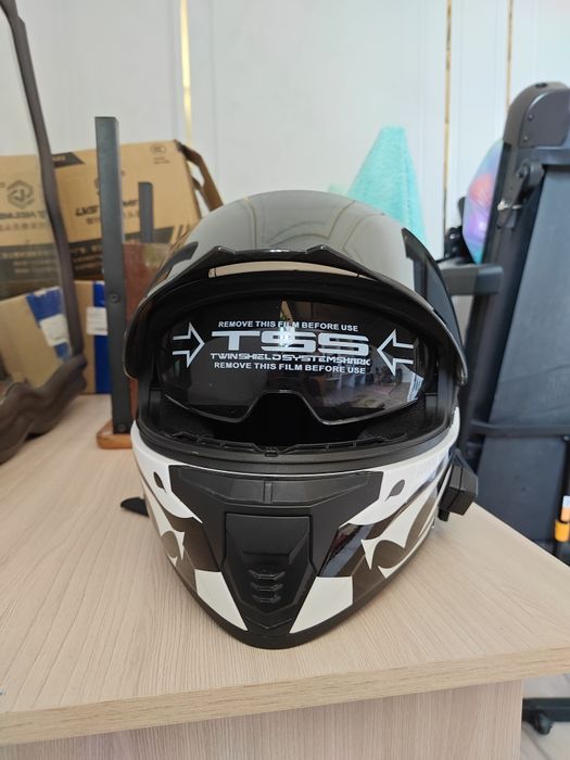 Продам каска для скутера/мопеда