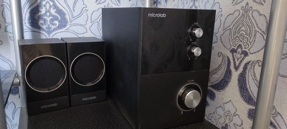 Колонки Микролаб м223