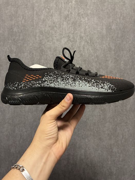 Luxter Sports черни спортни мъжки обувки.
