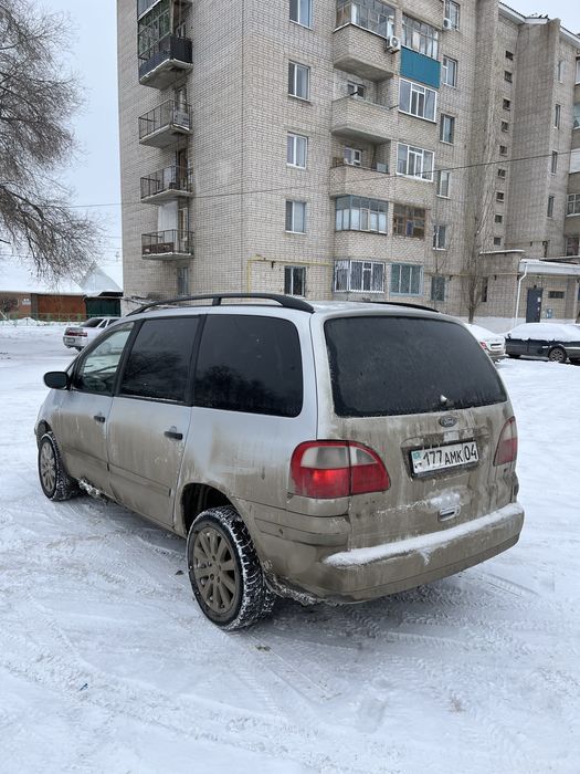 Ford Galaxy сатамын