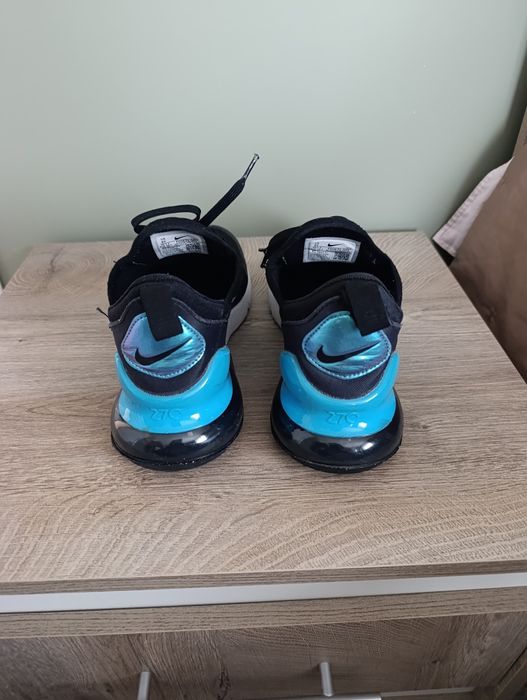 Дамски маратонки Nike AirMax 270