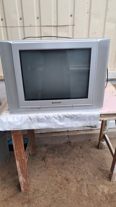 Продам телевизор в отличном состоянии!