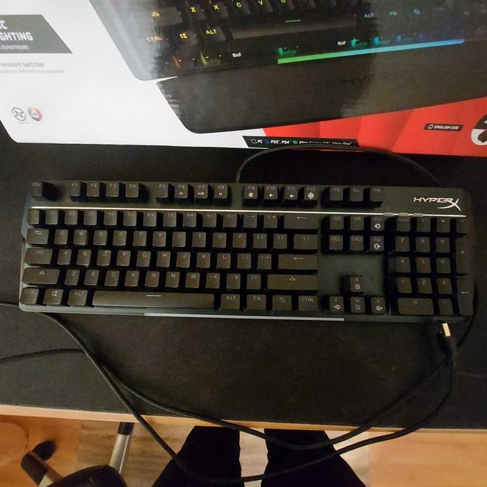 Геймъска клавиатура HyperX Alloy MKW100