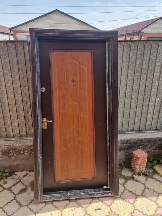 Дверь металлический 90см