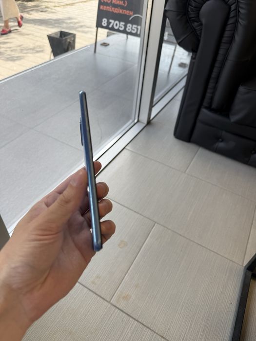 Xiaomi Mi 11 Lite продам