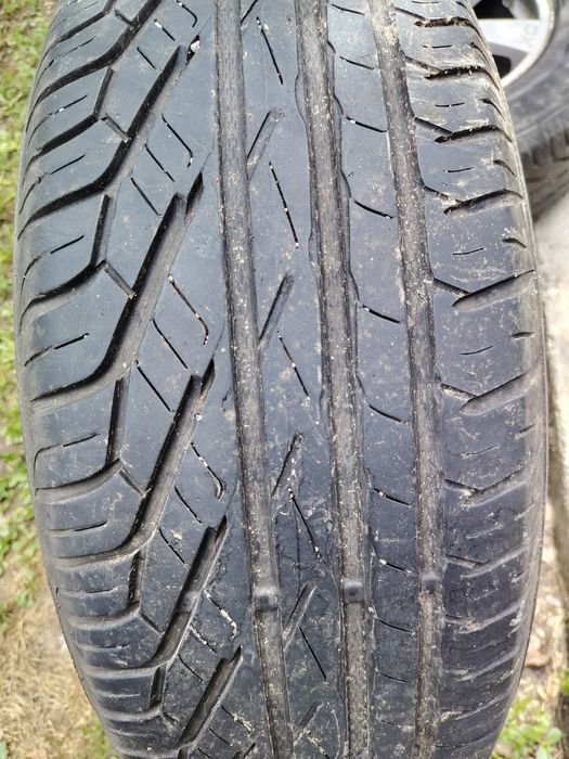 Jenti originale Volvo XC 60 cu anvelope vară 235 65 R17. Vând sau schimb.