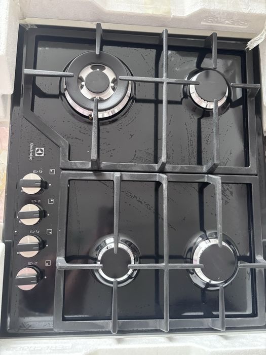 Продам новый Варочная панель Electrolux GPE363MB