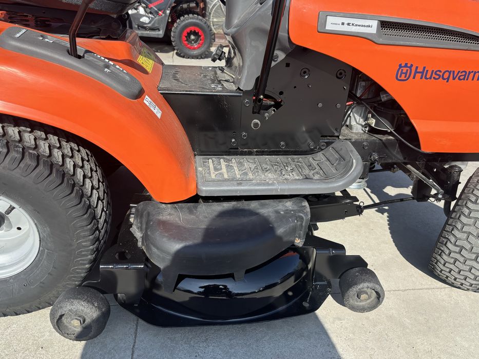 Трактрна косчка Хускварна CTH 180XP Kawasaki