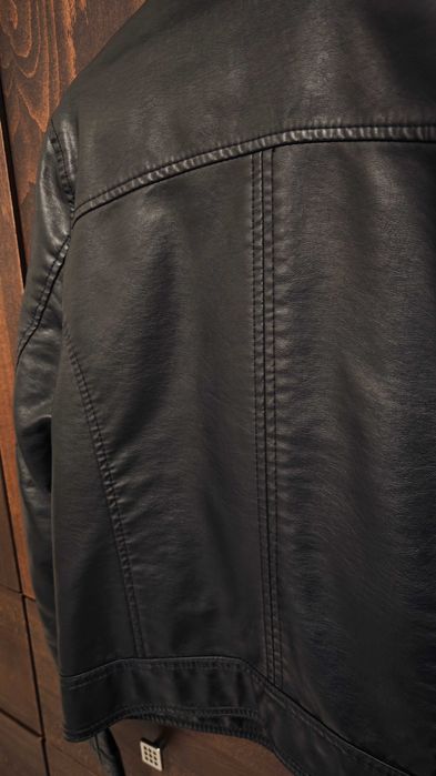 Детско кожено яке reserved