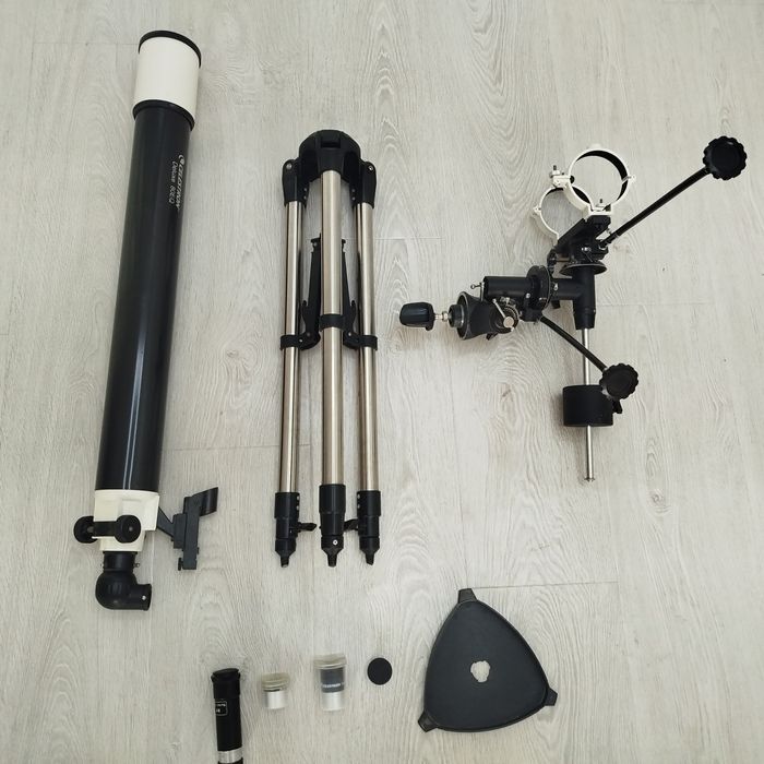 Телескоп Celestron Delux 80EQ