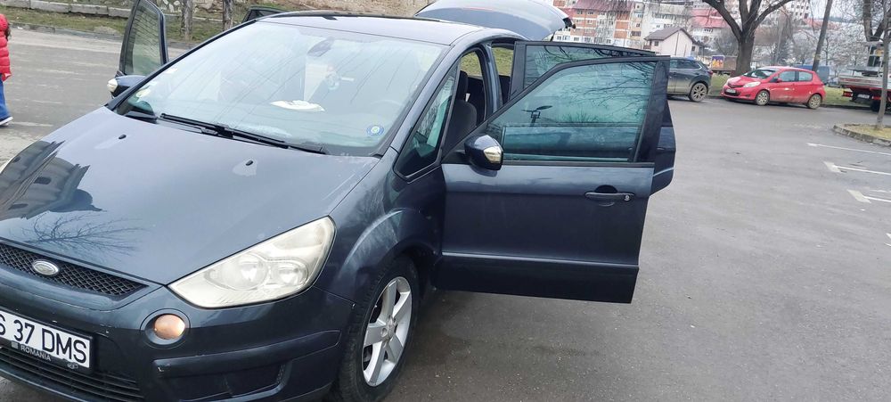 Autoturism Ford S-Max