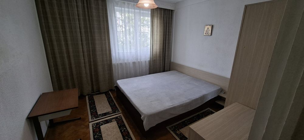 Inchiriat apartament 15-20 min mers pe jos Piata Unirii / UMF