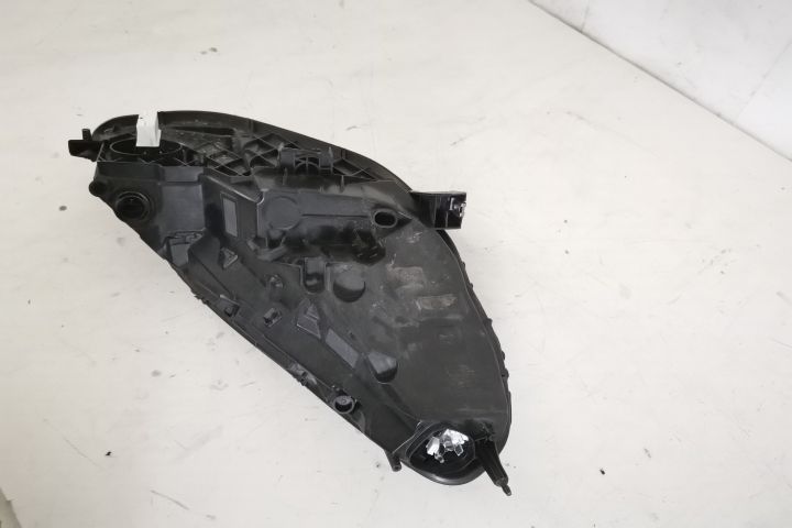 Ляв фар Оригинален Led Повреден Тесла / Tesla Model 3 Продавам оригина
