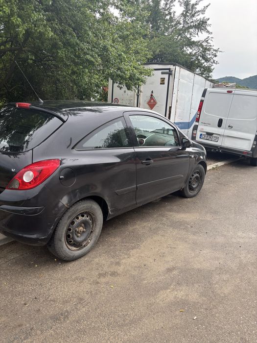 Opel corsa 1.2 бензин