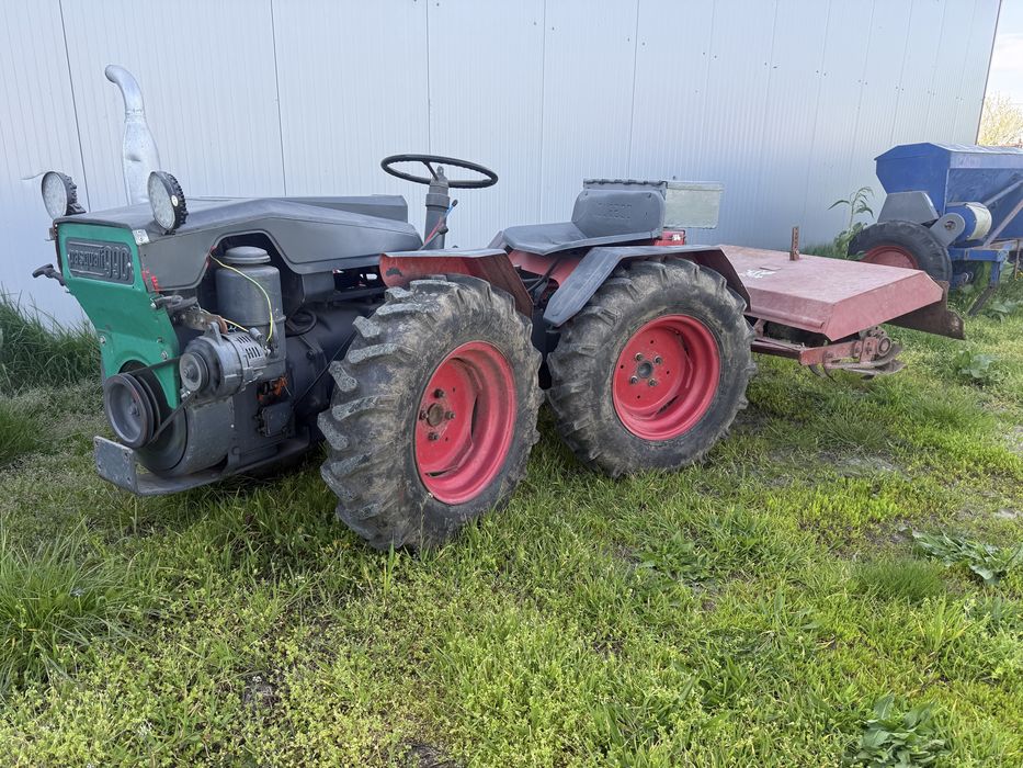 Tractoras pt gradina 4x4
