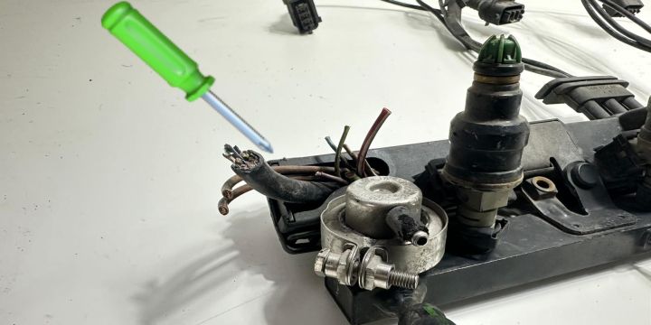 Rampa cu injectoare 3.0 i BMW Seria 5 E34 seria