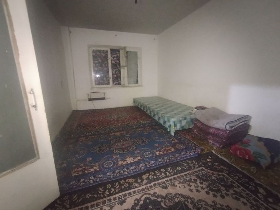 Uy sotiladi arzon narxda narxi kelishiladi