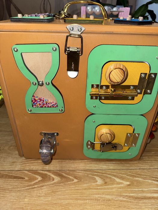 Бизиборд для детей новый