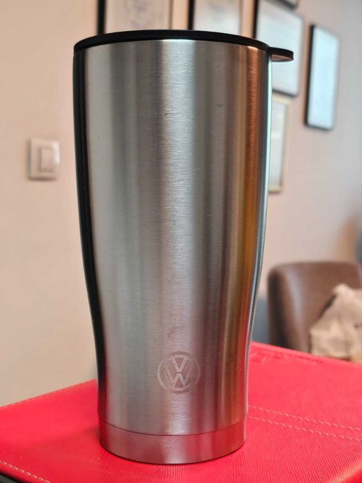 Оригинална термо чаша на VOLKSWAGEN