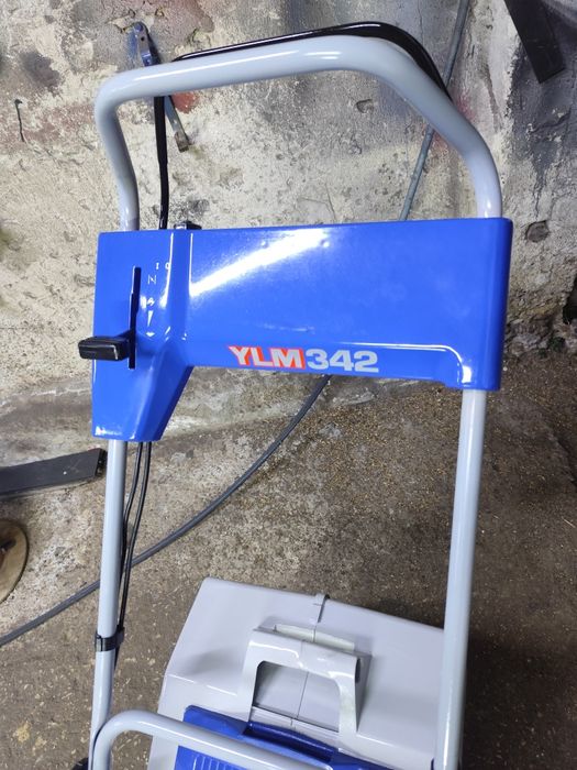 Самоходна бензинова косачка